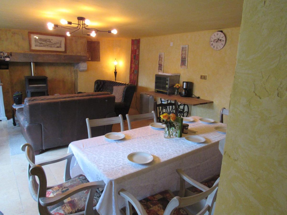Bed and Breakfast Les Deux Rives Cierp Екстер'єр фото
